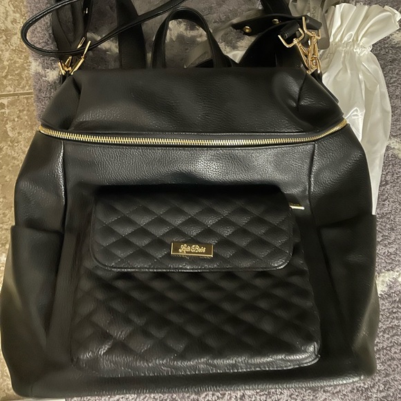 MONACO DIAPER BAG, BLACK, I USED IT LIKE 5 TIMES USED LIKE NEW CONDITION - Picture 4 of 9